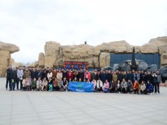 公司組織員工春游，熔煉團(tuán)隊(duì)